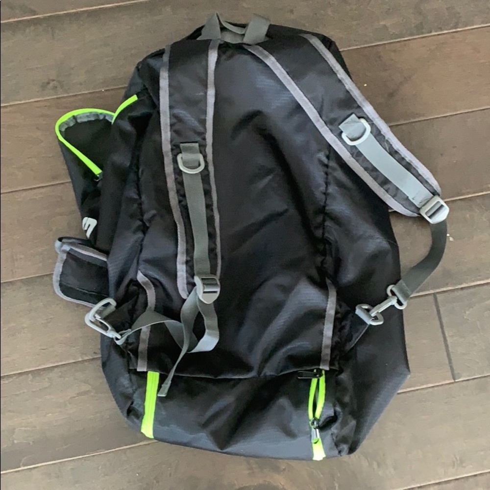 Convertible Duffle Bag / Backpack